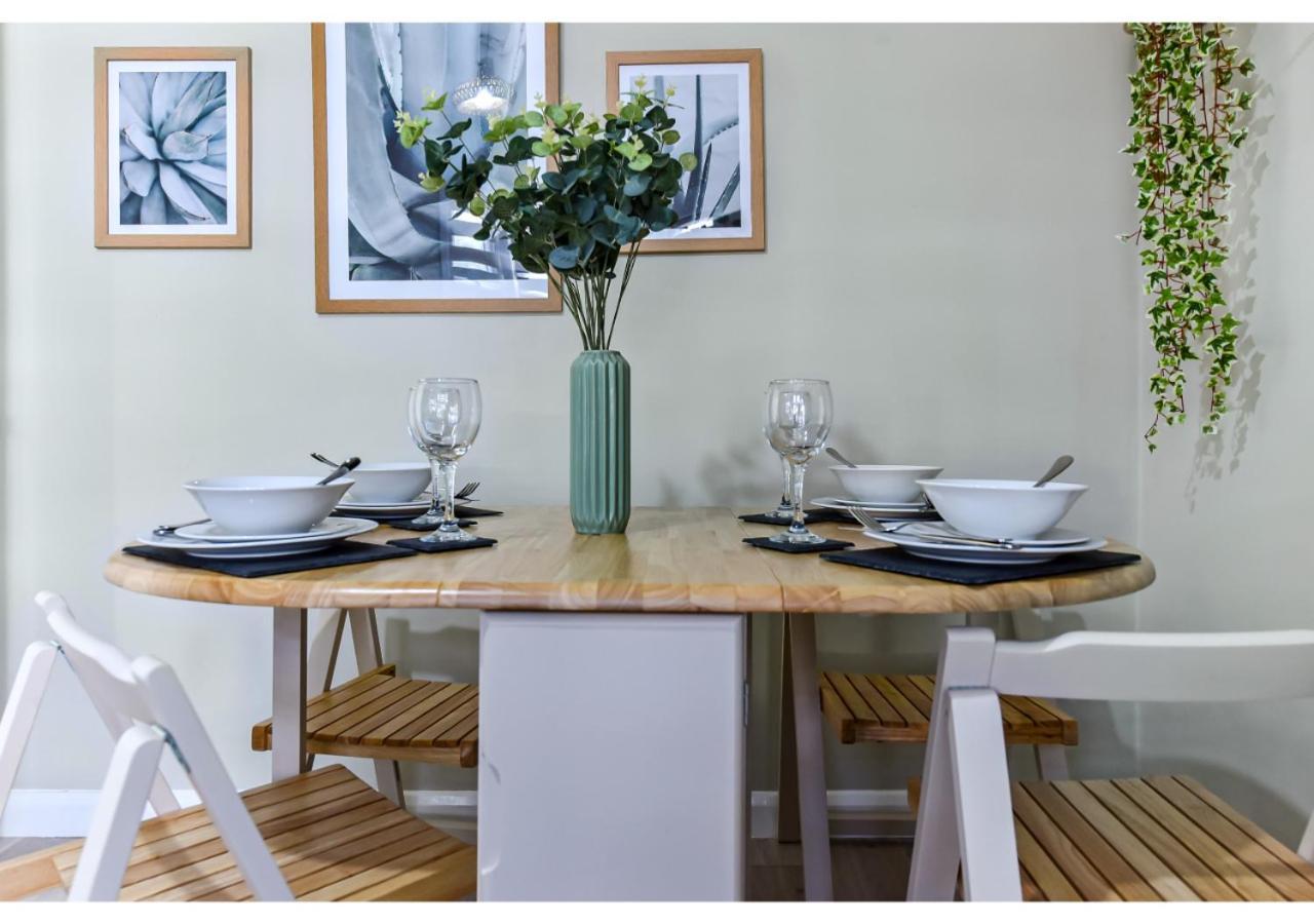Apartamento Great 4br House