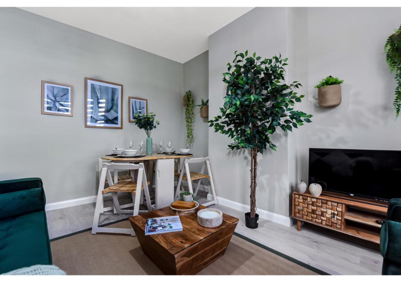 Great 4br House Apartamento